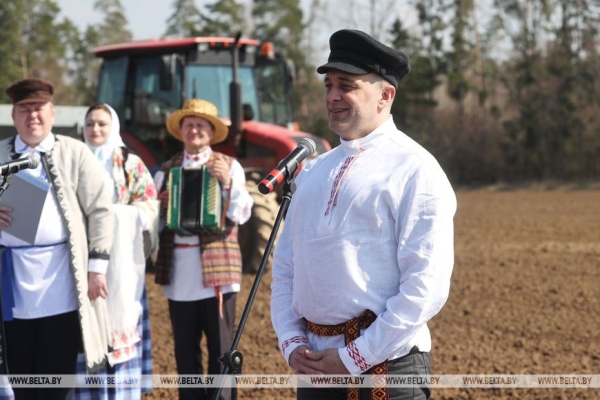 Хлеборобы Витебской области дали старт посевной