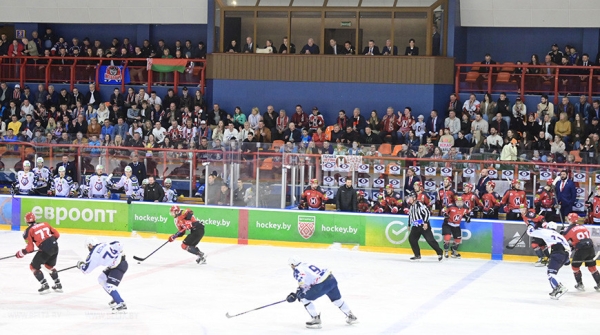 Лукашенко о финалистах чемпионата по хоккею: нам эти ребята подарили минуты, часы и дни прекрасного хоккея