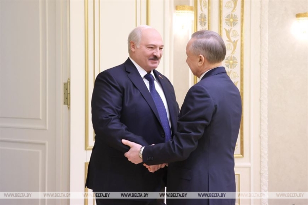 Лукашенко оценил ход строительства портов для белорусских грузов в Санкт-Петербурге и Мурманске