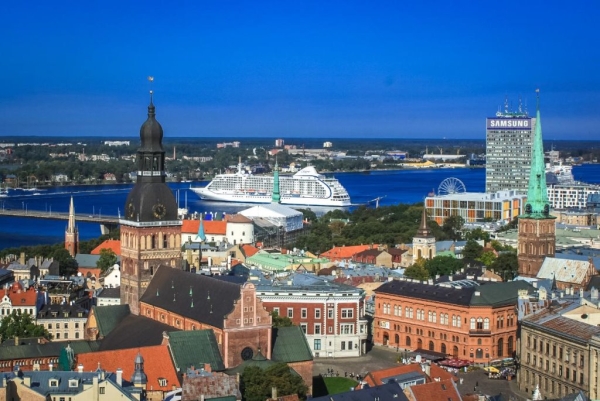 Латвия хочет запретить пребывание в стране машин, зарегистрированных в Беларуси