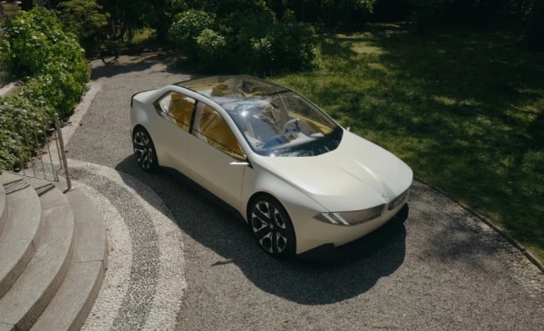 BMW представила автомобиль будущего