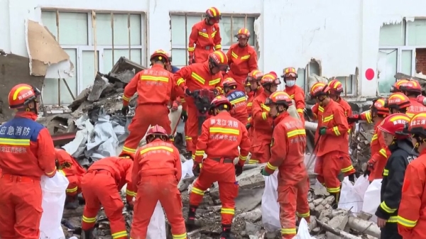 В Китае обрушилась крыша спортзала средней школы — 11 человек погибли