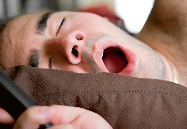 Ученые рассказали, что дневной сон помогает сохранить объем и здоровье мозга