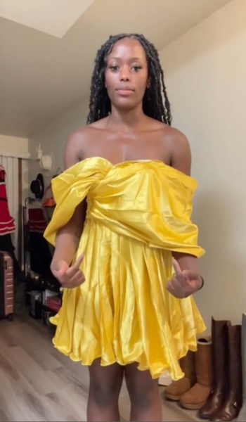 Девушка заказала онлайн блестящее вечернее платье и ужаснулась полученному товару